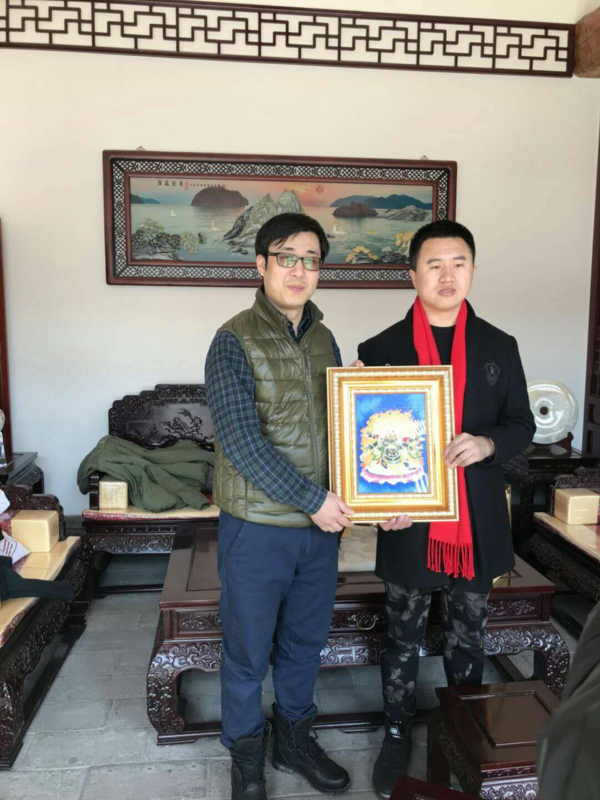 格鲁派掐丝唐卡协会会长刘佳伟