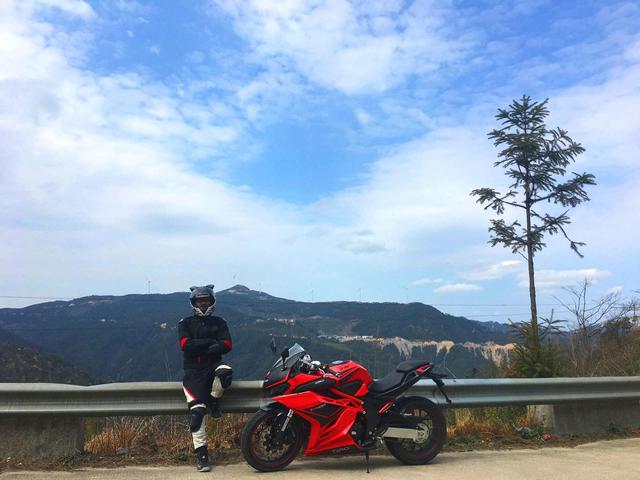 摩托车跑山!翻越高山,跋涉86公里,只为看一眼你的美