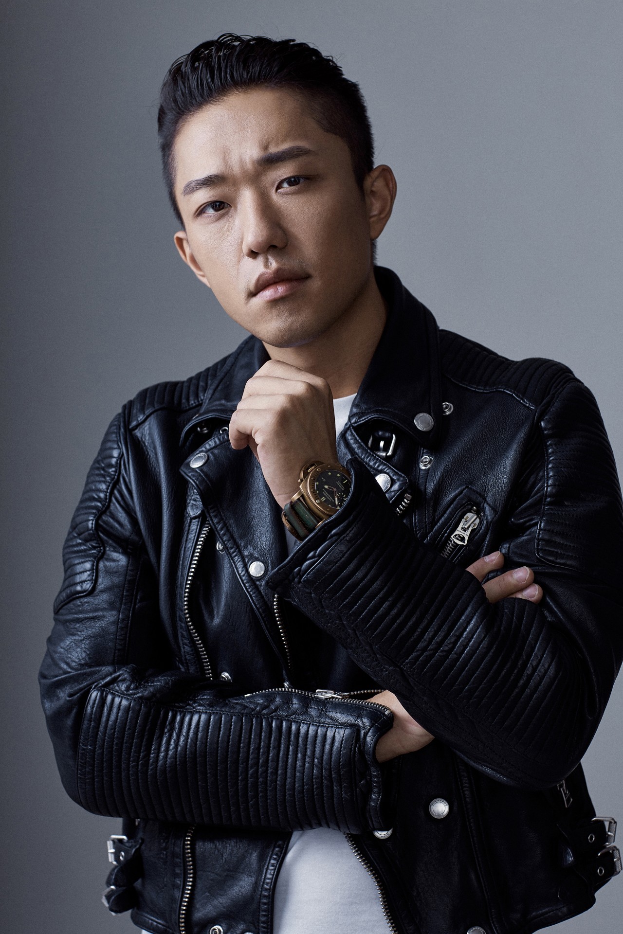 鉴宝剧《黄金瞳》里的最大宝藏明明是他啊|黄金瞳|鉴宝|彭飞_新浪网