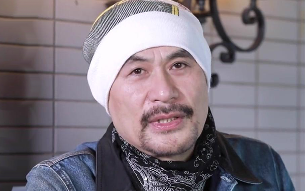 靠三级电影提名金像奖,演遍经典大反派的他居然靠着脸再度翻红?