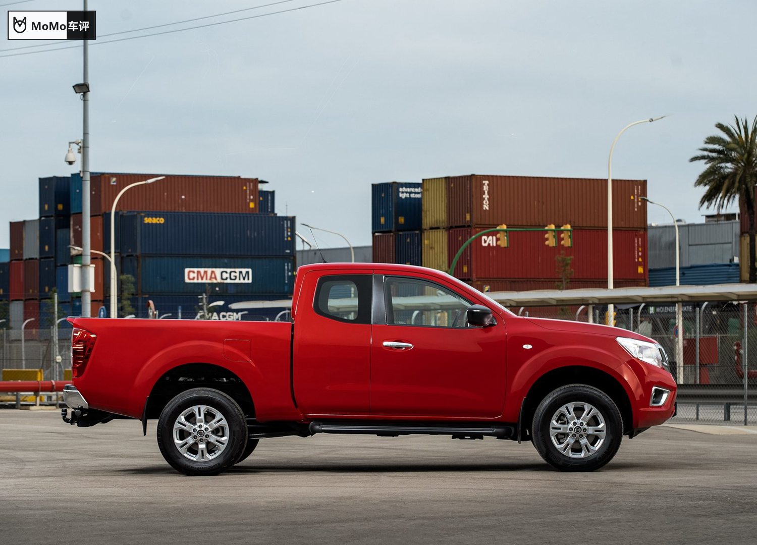 所以像日产纳瓦拉(配置|询价)和五十铃d-max(配置|询价)这类合资皮卡