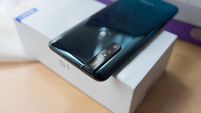 体验vivos1冰湖蓝一见倾心配置均衡无短板