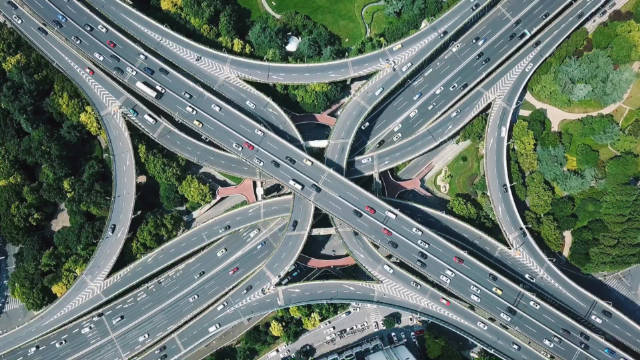 航拍上海主城区的大枢纽——延安东路立交.