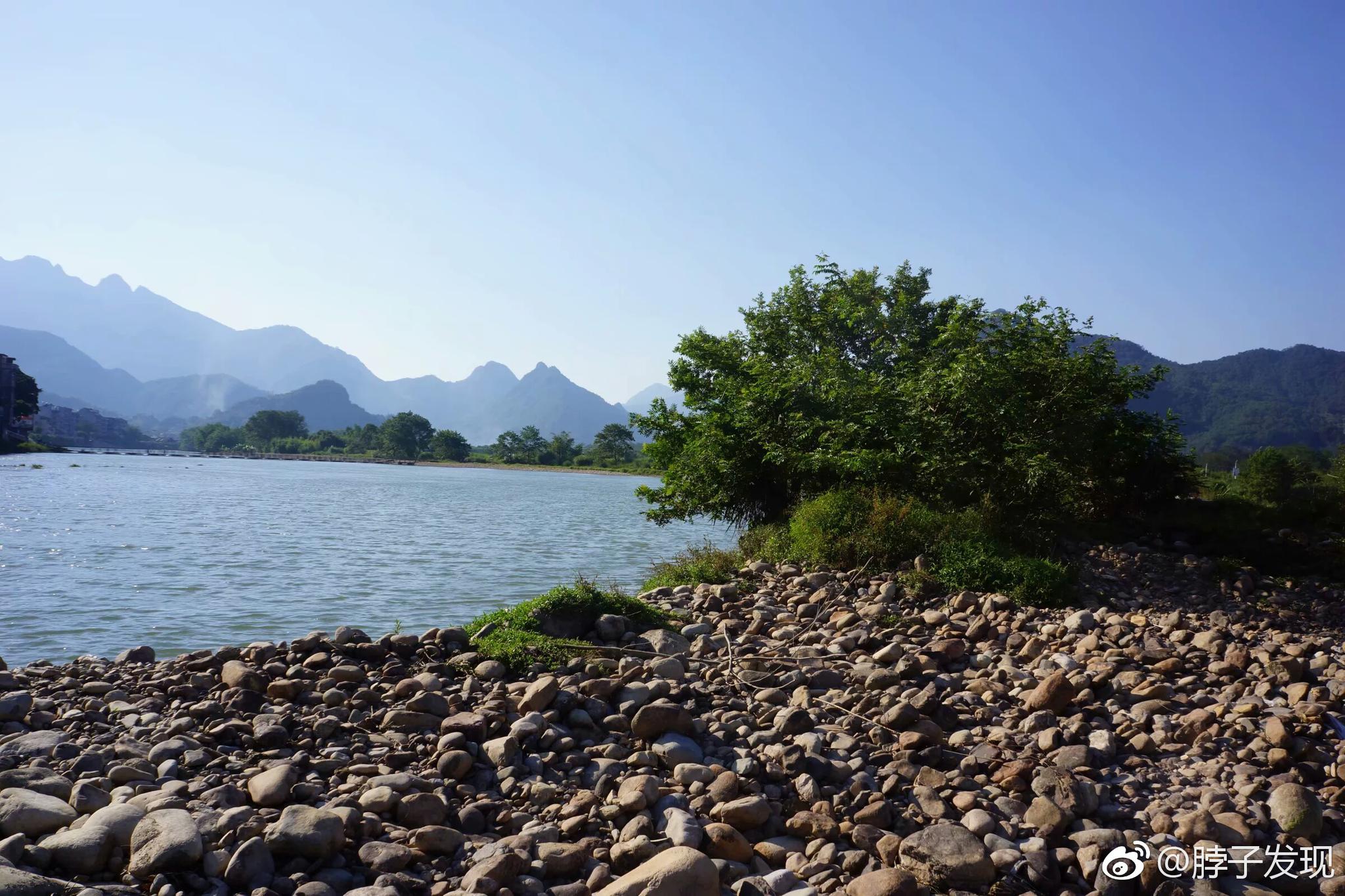 福建宁德霍童溪城市远郊的世外桃源水色清澈空气清新