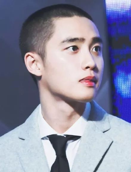 本以为"霆峰"合体是撒糖现场,没想到却是颜值的公开处刑|寸头|美少年