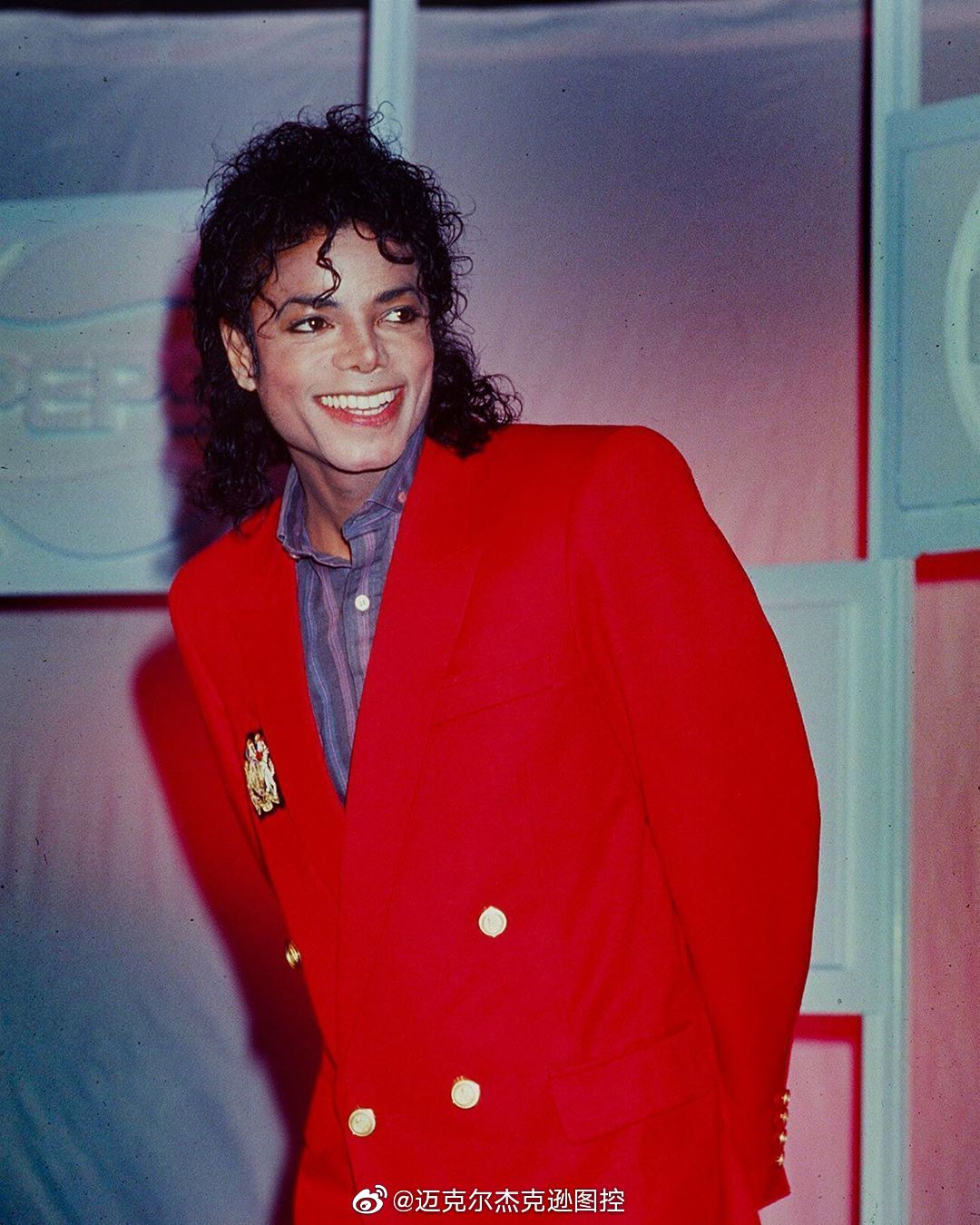 今天是流行音乐天王迈克尔杰克逊61周年诞辰一生创造无数记录