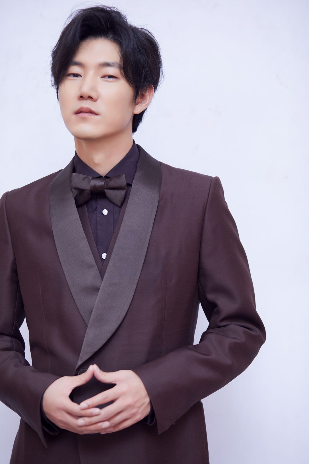 王晰 身着ermenegildo zegna套西出席 开幕式_高清图集_新浪网