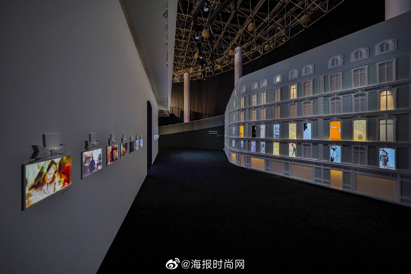 今日在上海当代艺术馆moca正式拉开了序幕