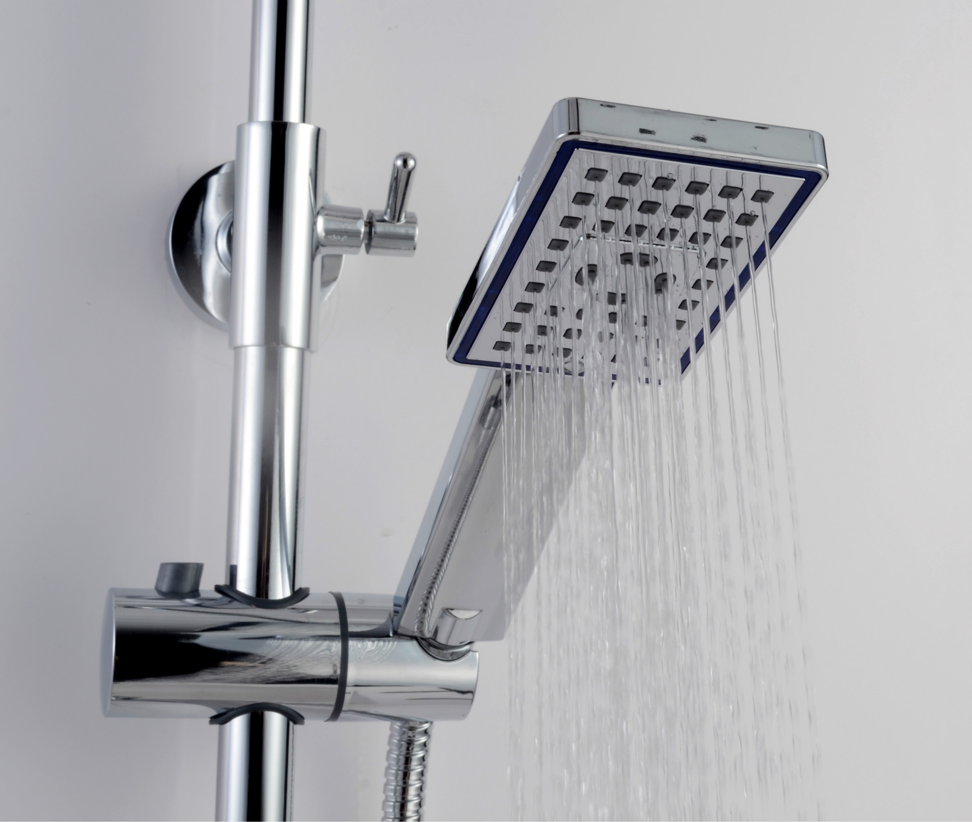 卫生间花洒万万要接这根线,很多人不懂,关键时刻能救你一命!