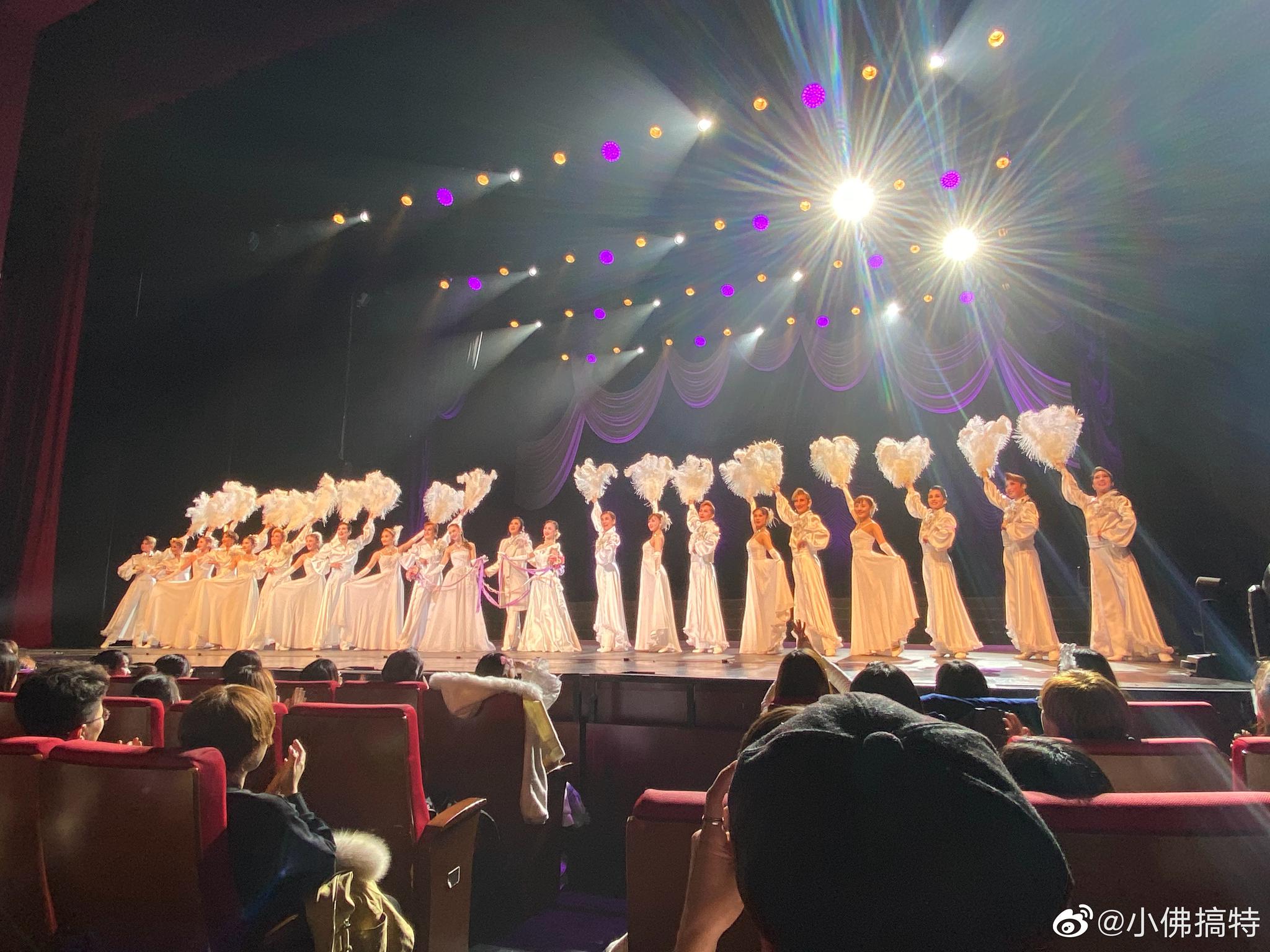 日本宝冢歌剧团og《剑与爱的光芒》,天桥艺术中心