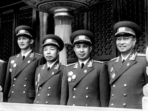 比五星上将还稀缺的将军,中国仅1位,美国有3个|上将|五星上将|军衔_新浪新闻