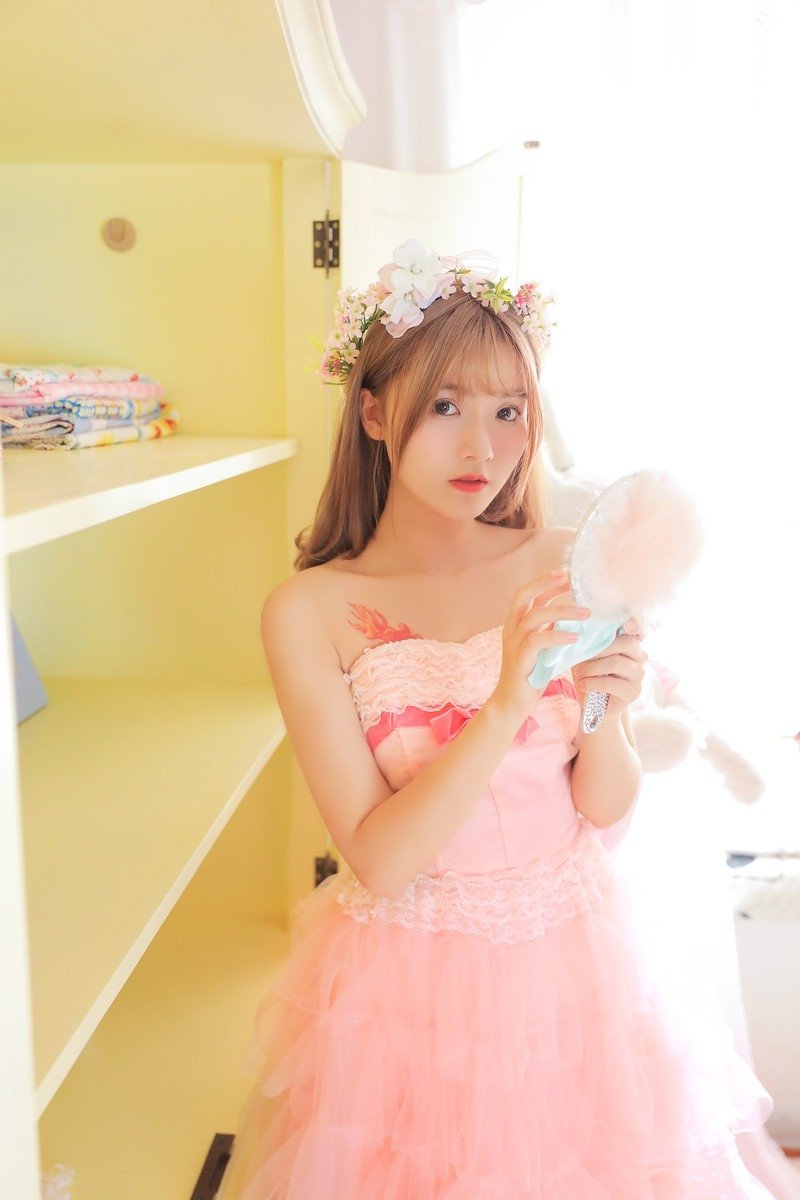 小清新森系少女粉色lo裙甜美阳光私房唯美写真集