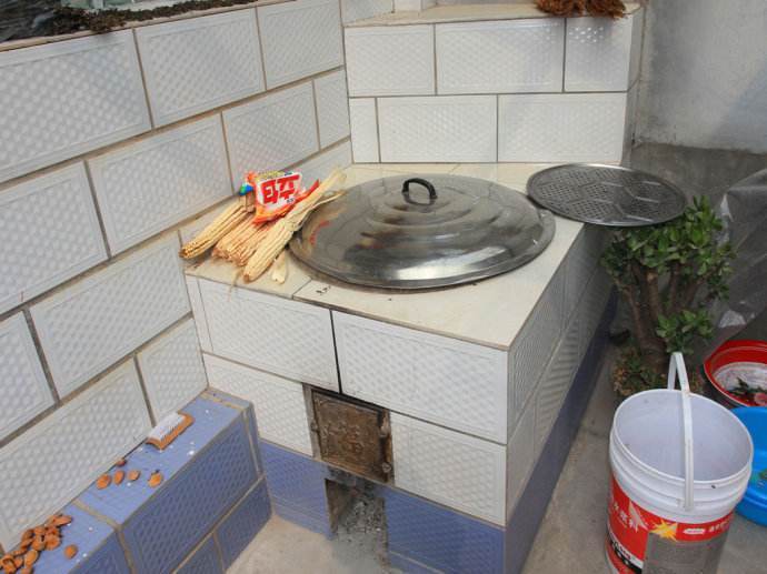 农村人的灶台不再脏乱差换成这一种谁用谁知道