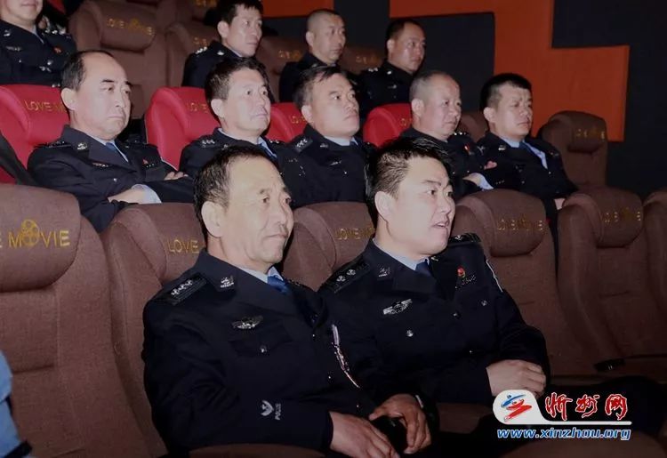 电影古城片警在忻州公映引发公安民警热烈反响