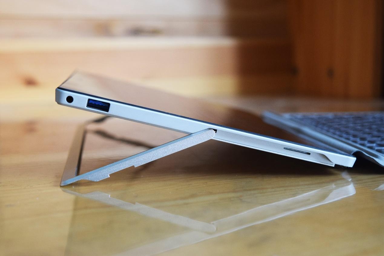 手写绘画通吃便携易用的116英寸中柏ezpadgo二合一平板电脑