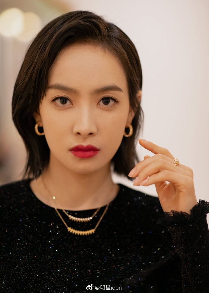 气质优雅,端庄大气|露背|太美|宋茜_新浪新闻