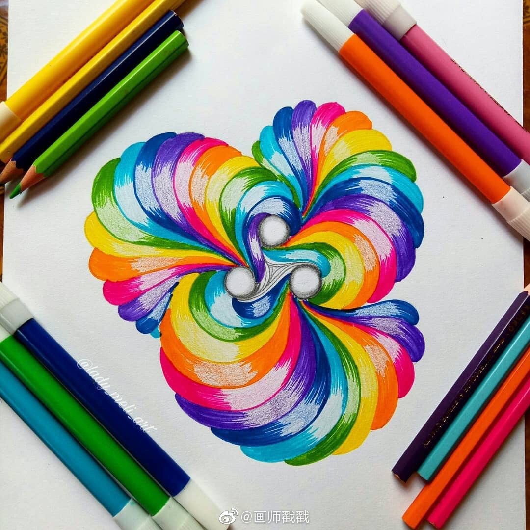 自学成才的插画师mandala绘制的彩色缠绕画
