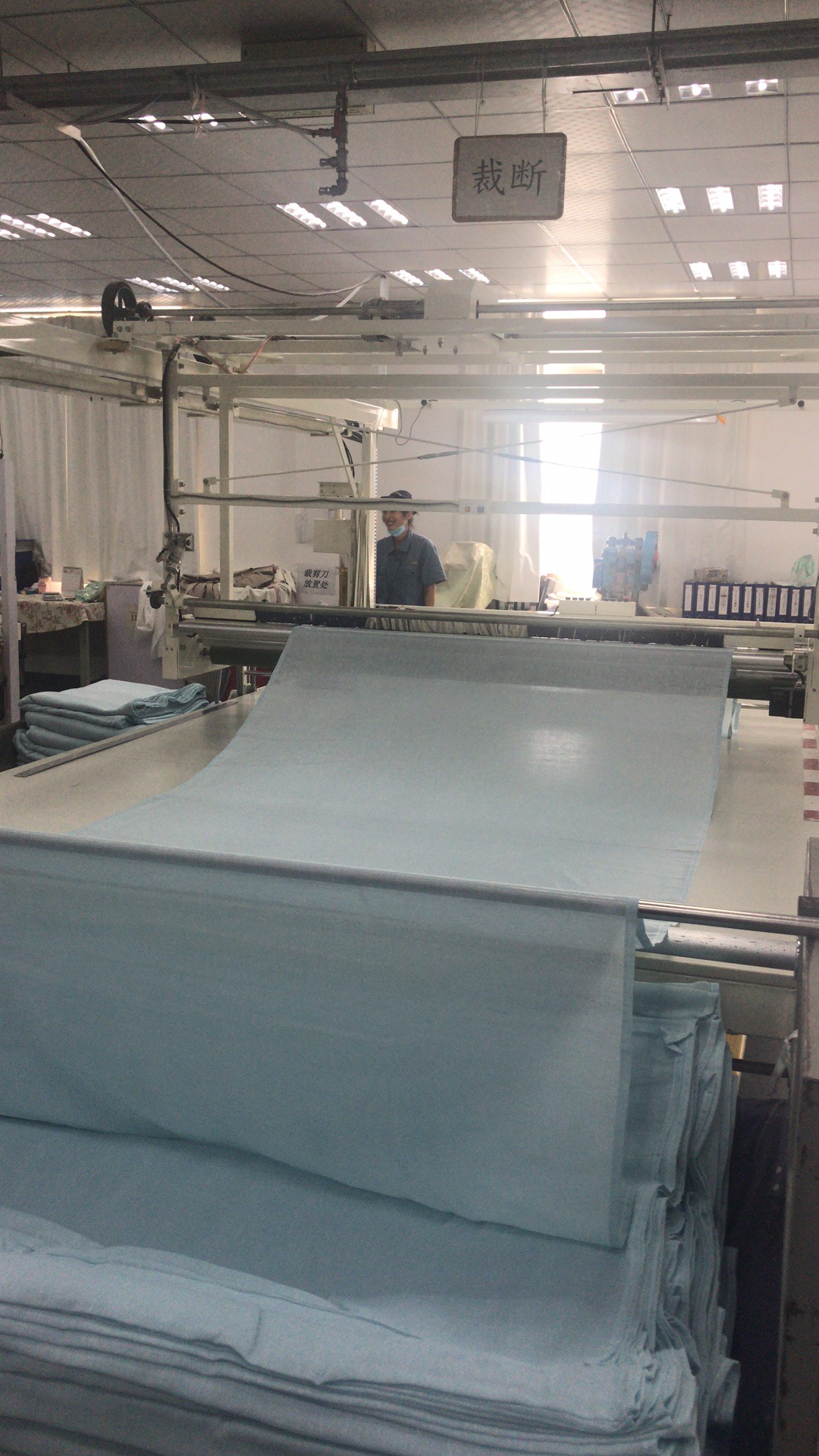 考察东理窗帘的加工厂许多日本意大利的窗帘