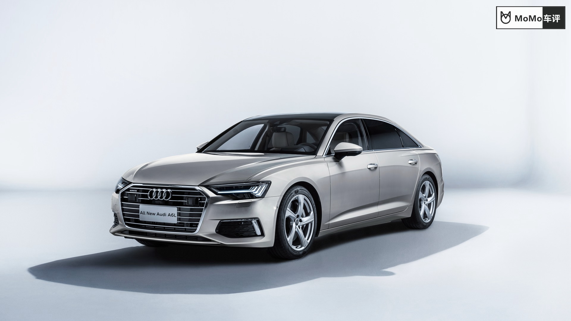 奥迪a6l配置太高,让对比导购失去了意义—来自某汽车小编的抱怨