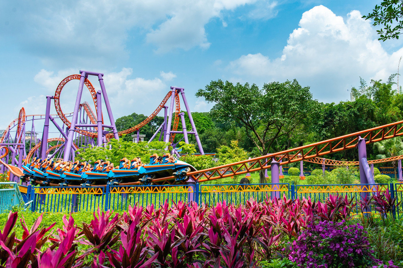 长隆欢乐世界,感受肾上腺素急升的刺激