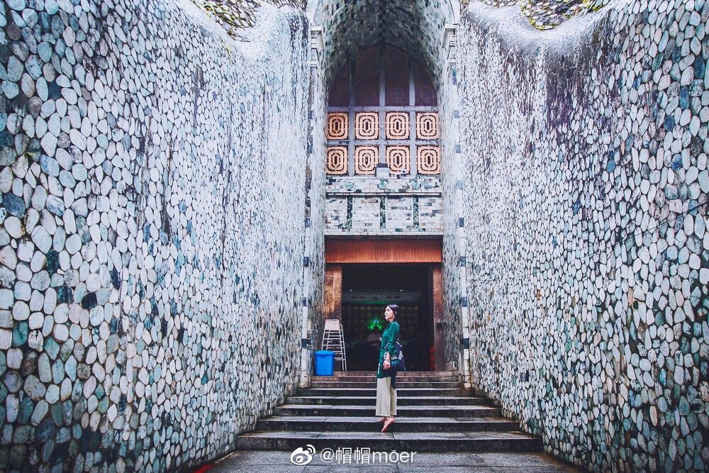 打卡翡翠山 | 仰光的翡翠山,也称万人石窟道场|翡翠山|道场|石窟|沙纳|仰光_新浪新闻