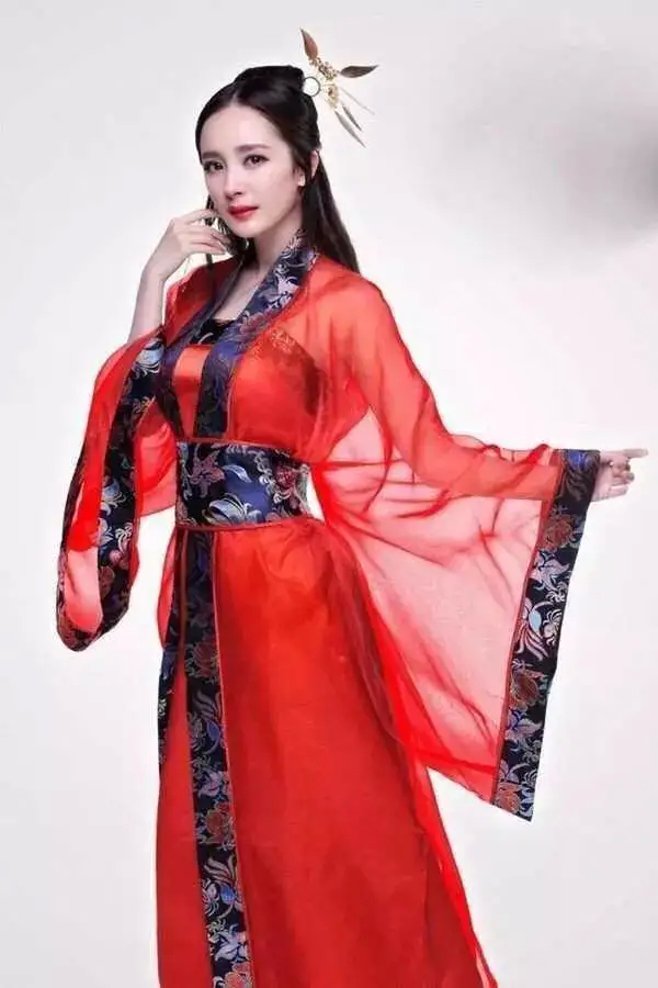 女星穿薄纱红衣古装,南笙似西域公主,刘诗诗美如仙女下凡!