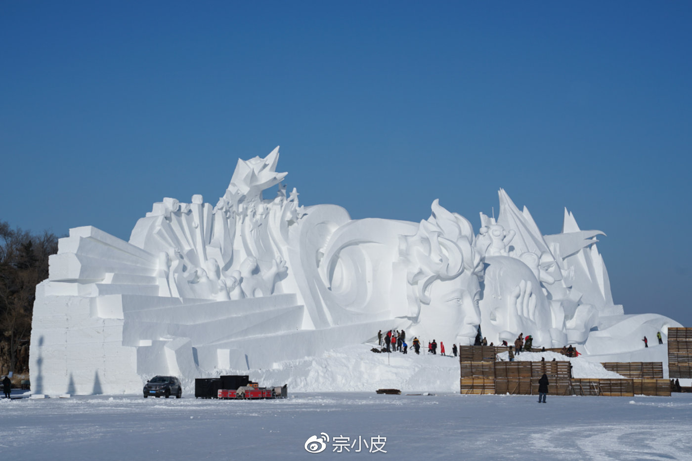 逛冰雪大世界,吃冰宫火锅,这个哈尔滨的冬天好嗨哦!