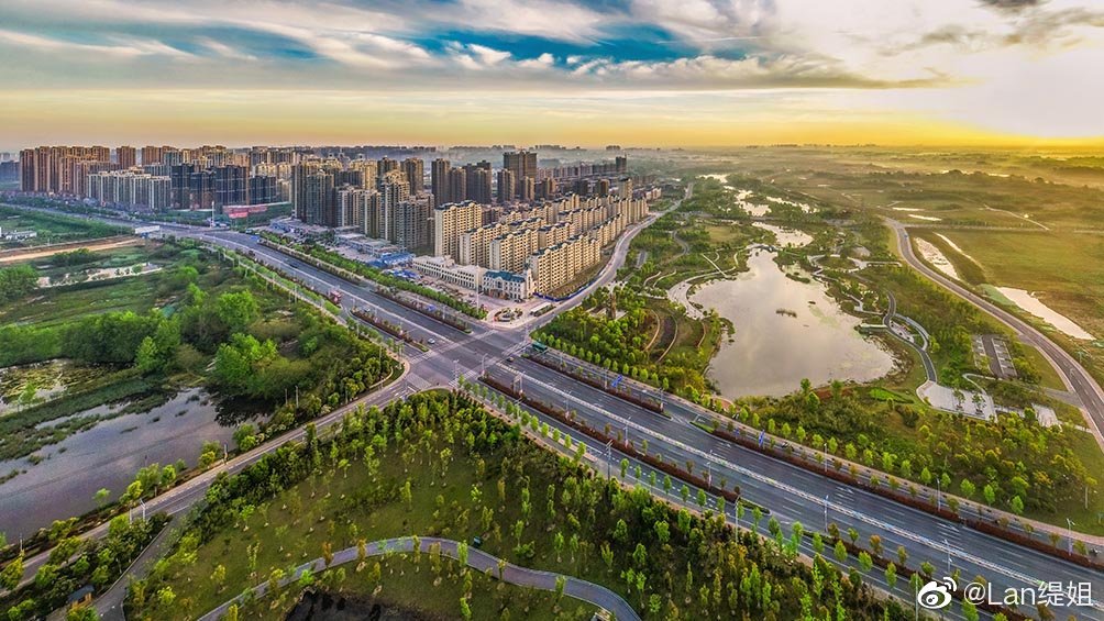 城市之肺,六安九十里山水画廊起点上的万亩南湖湿地公园,飞阅六安