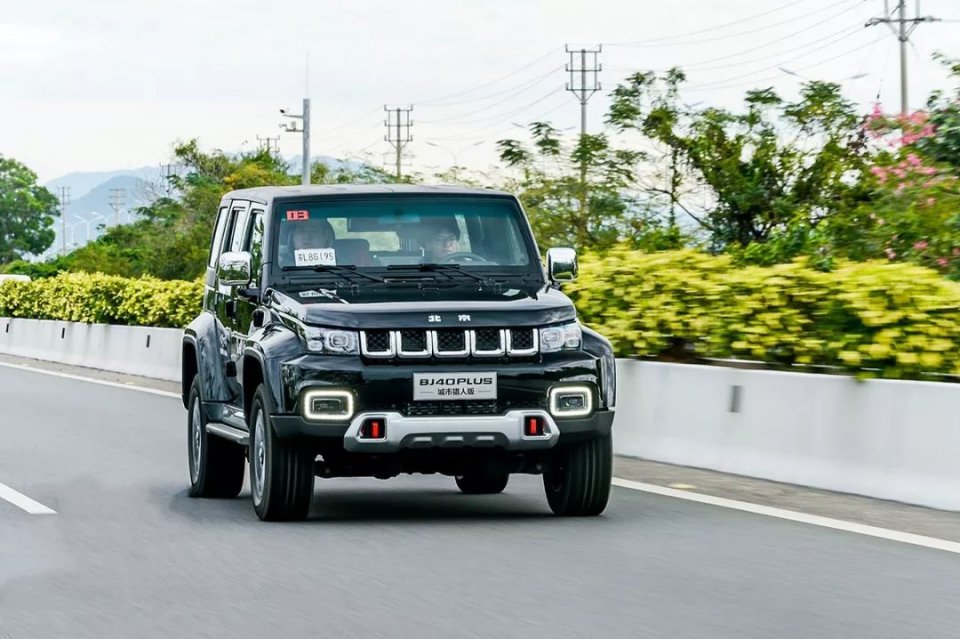 十万出头国产suv,越野性能不输奔驰g?bj40:便宜也有好货!-新浪汽车