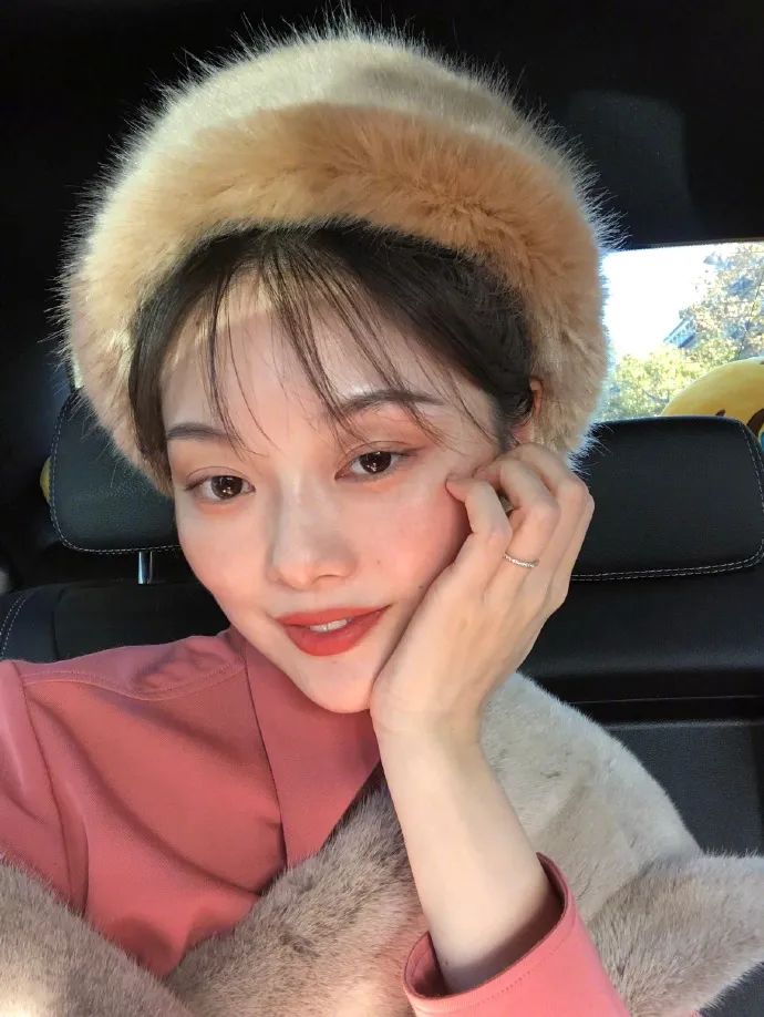 谁穿谁像姨太太的"晚晚风",只有她仿到连本尊都傻傻分不清楚