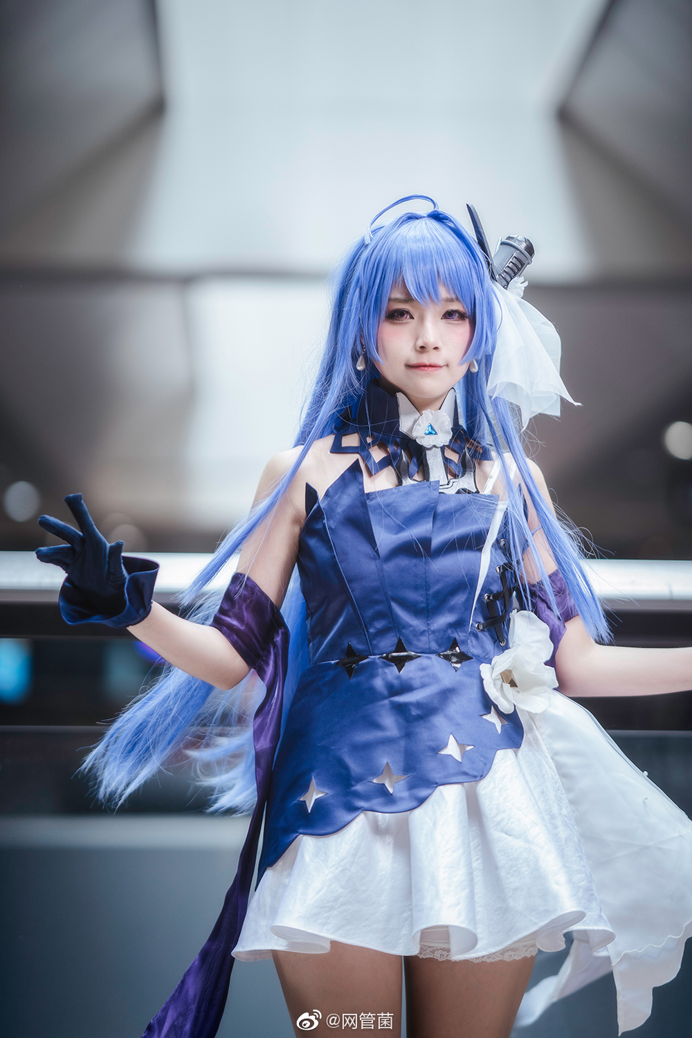 海妈的新礼服换装好可爱呀|礼服|海伦娜|河野_新浪新闻