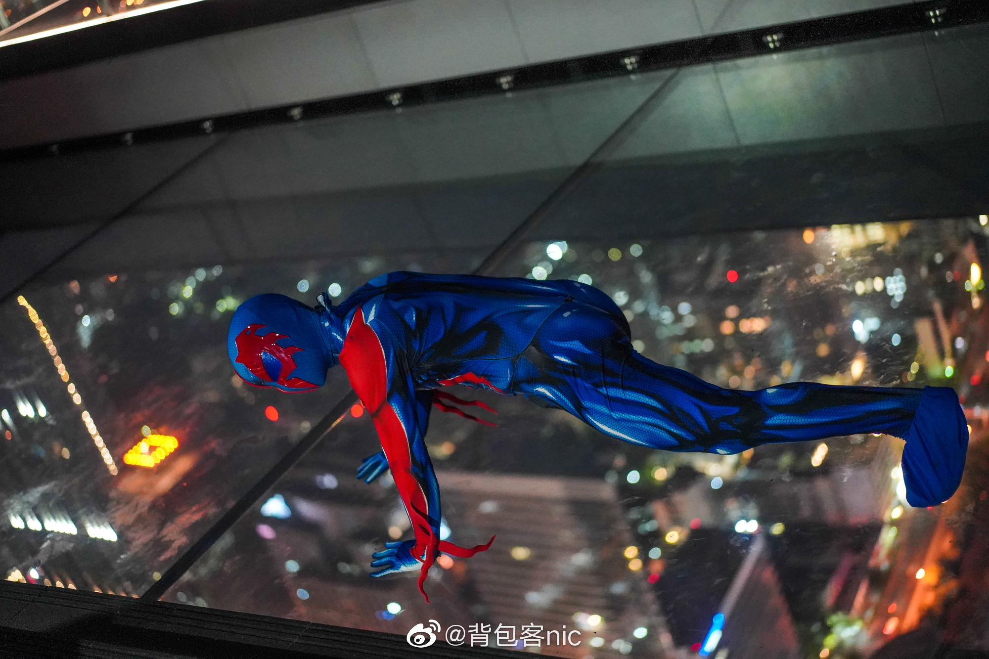 🎈 王权云顶大都 THE MAHANAKHON SKYWALKking power王权云顶大都|王权|曼谷|电梯|泰铢|顶楼_新浪新闻