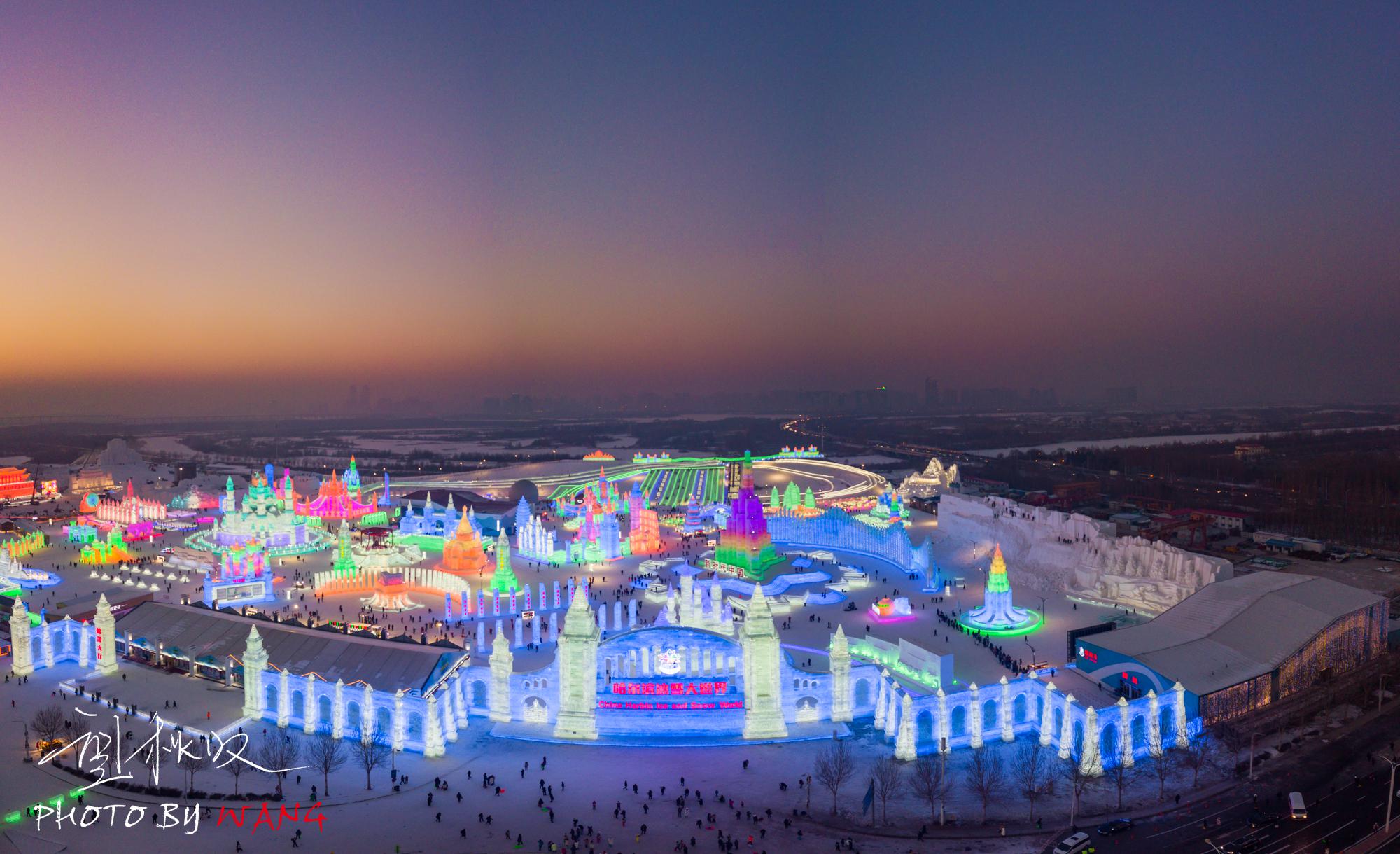 冰雪大世界里,吃天下独一无二的糖葫芦,透心凉