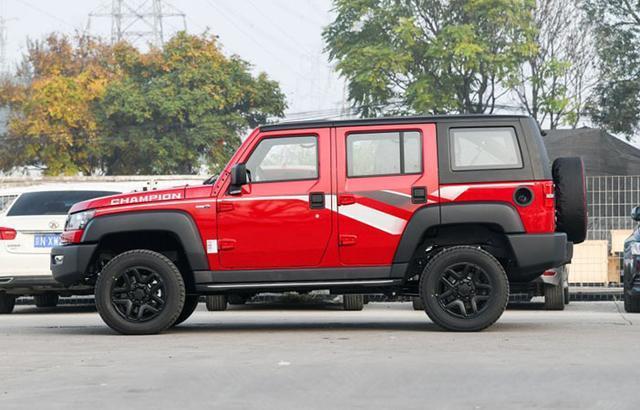 而北京bj40在这方面自然也不会落后,非承载式车身结构,让它有良好的