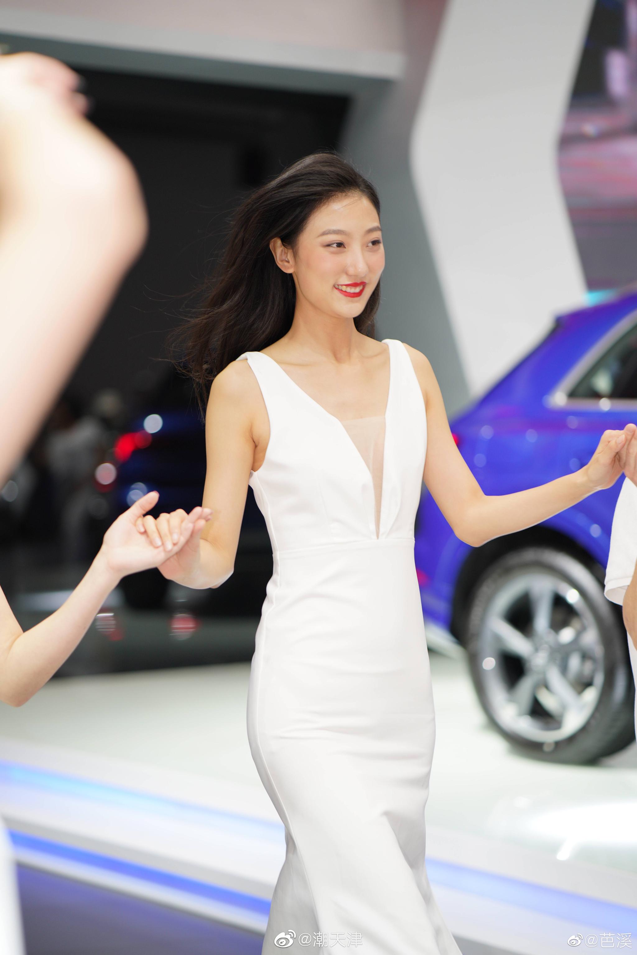 天津五一国际车展车模合辑芭溪