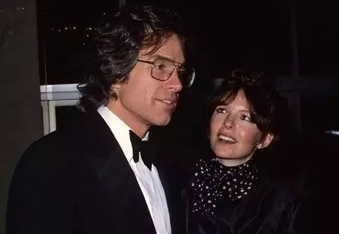 《教父》中演阿尔·帕西诺的妻子.