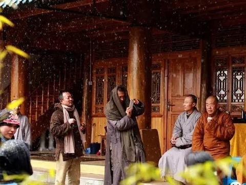 大理| 鸡足山放光寺供僧纪实