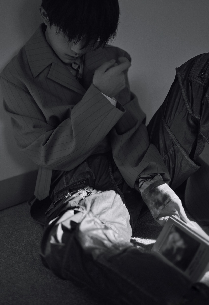 易烊千玺登封《智族GQ》开季刊 展现少年的“居