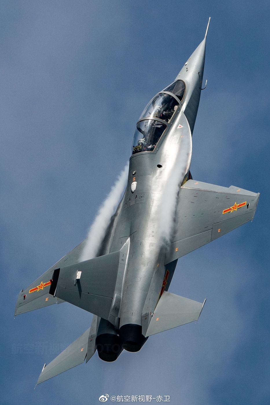 中国空军的小黄蜂战机空军最新教10飞机
