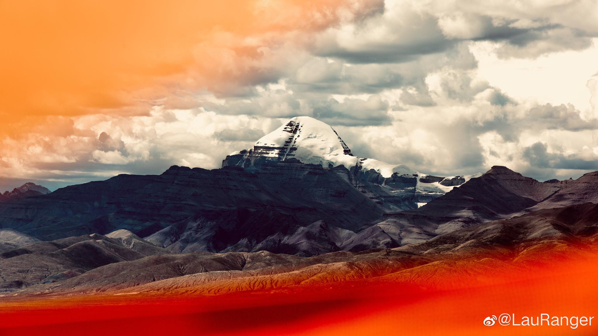 冈仁波齐一般指冈仁波齐峰,屹立在西藏阿里普兰县境内