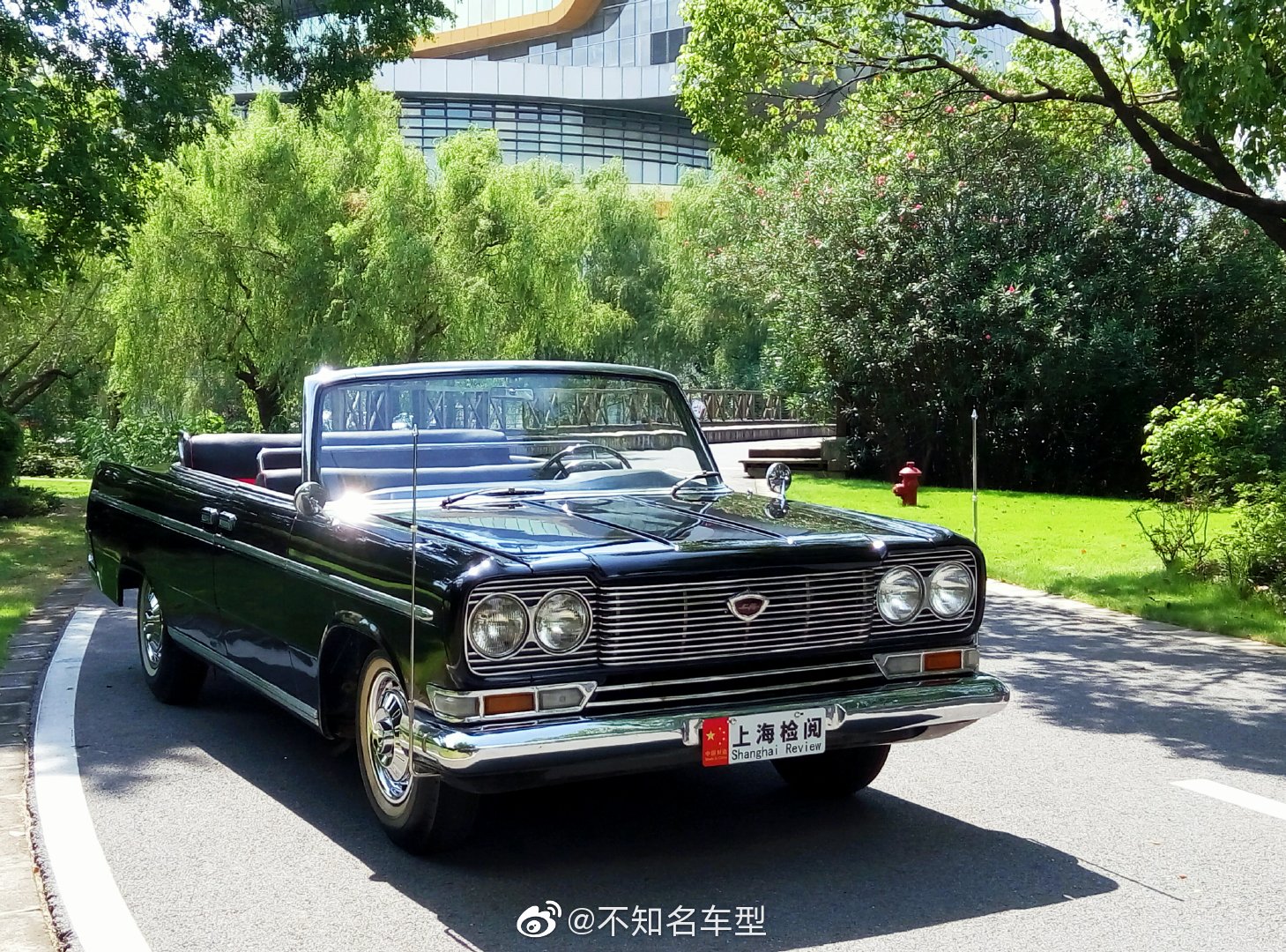 上海牌轿车曾是上世纪60至80年代初中国最主要的公务用车 期间