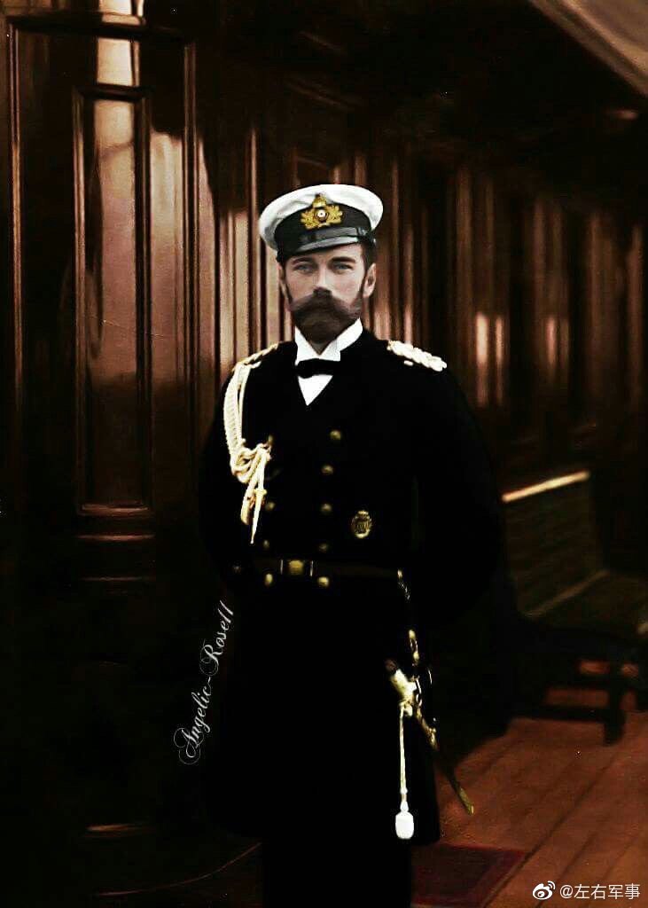 穿各种军服的末代沙皇尼古拉二世