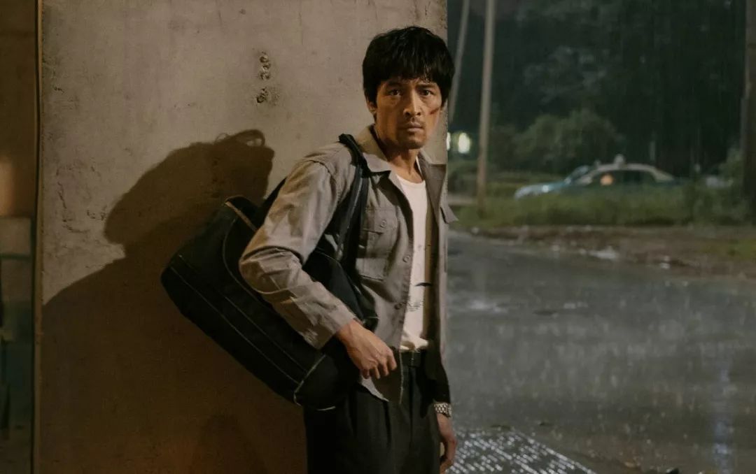 南方车站的聚会3天破亿胡歌尽力了可惜遇上好莱坞大片