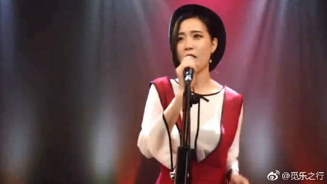 粤语金曲中的经典,转眼都快18年了,原唱一开口