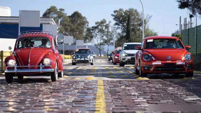 借鉴太脱拉技术二战后死而复生的大众甲壳虫因何说是一代神车