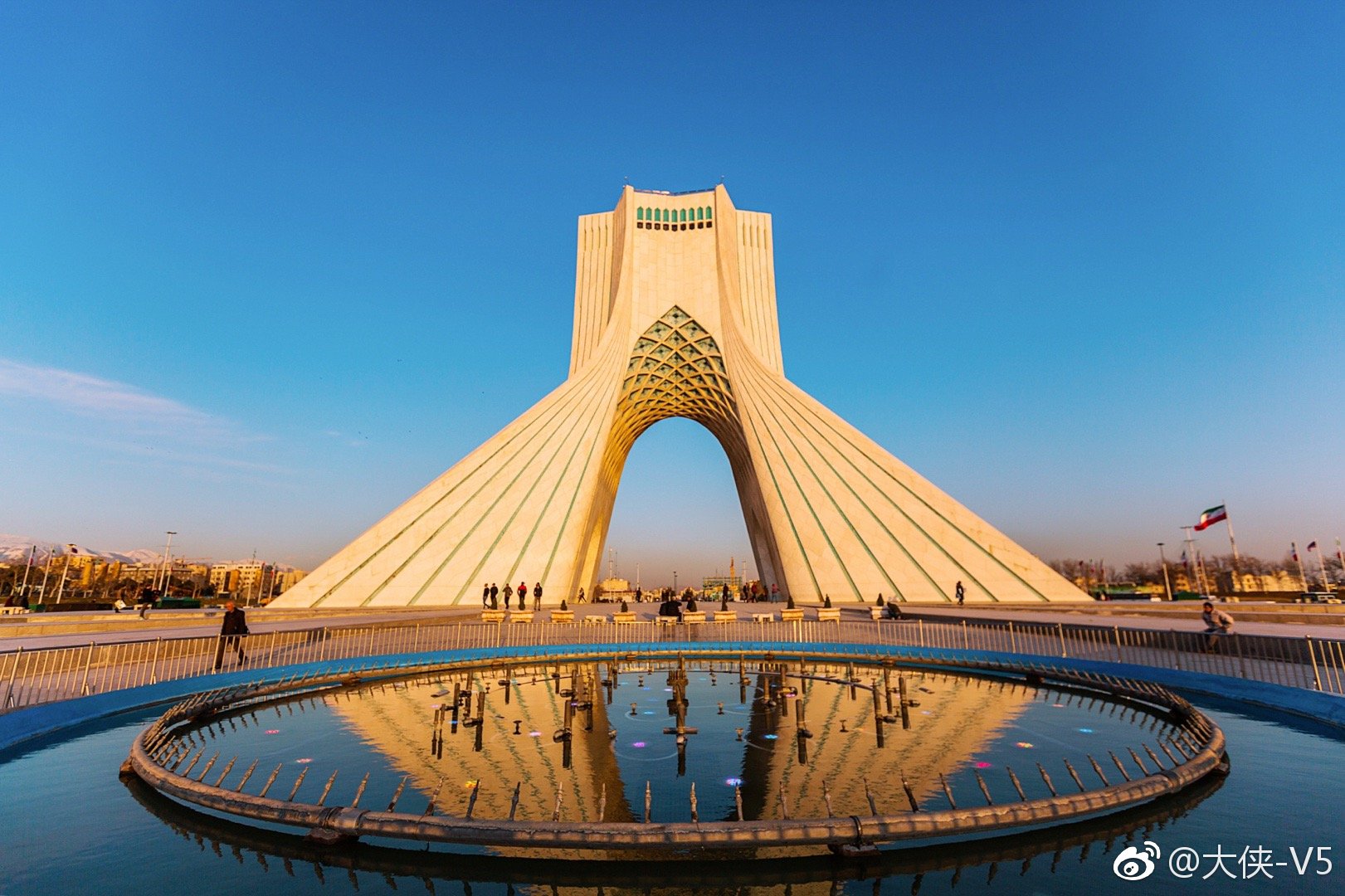 伊朗标志性建筑物图片
