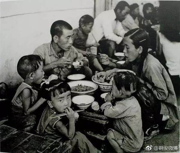 上世纪50年代人们的生活
