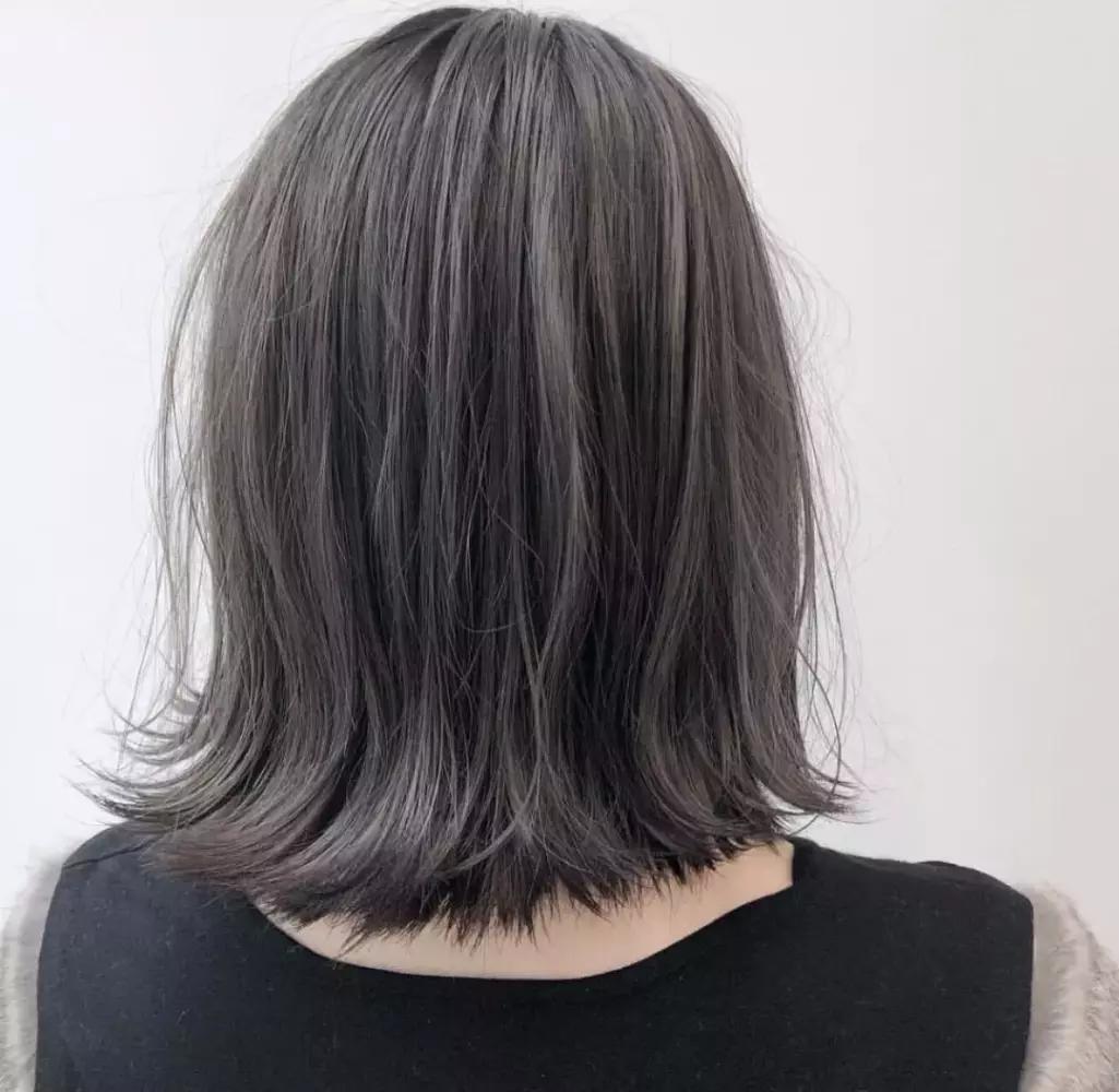 齐肩发外翻新年换个新发型