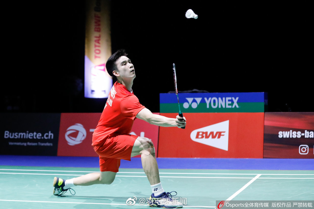 王高伦21-16 11-21 21-14周天成,周天成奖牌梦碎