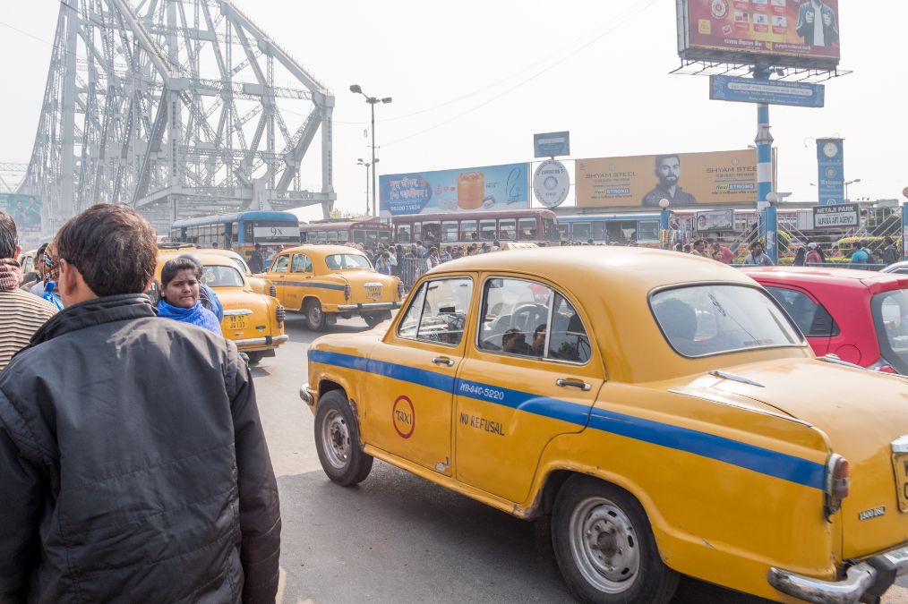 印度到底有多奇葩出租车都没有后视镜竟然还是全球最佳出租车